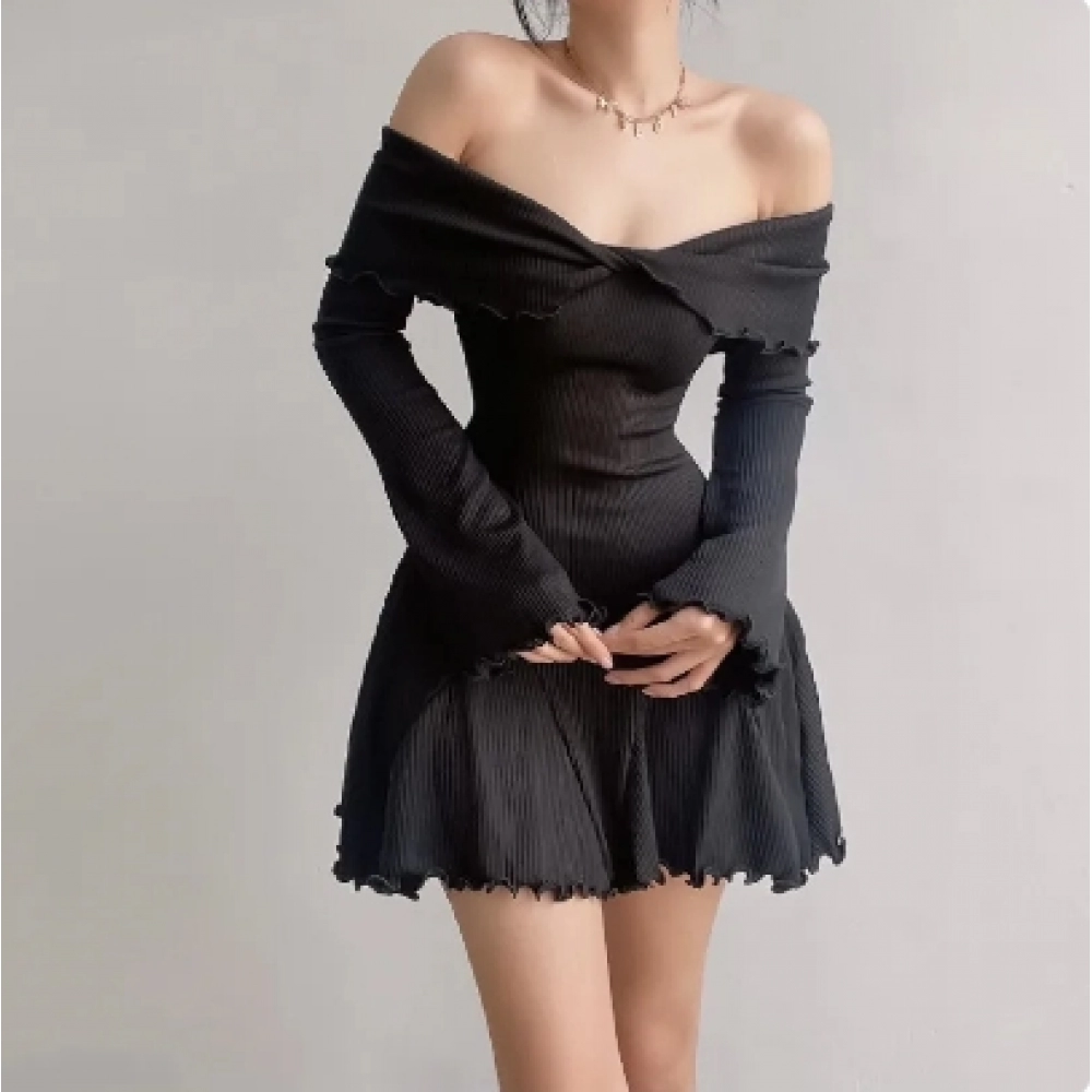 Black A-LINE Dress Women Streetwear Sexy Strapless Off Shoulder Long Sleeves Knitting Mini Dresses Club Elegant Partywear